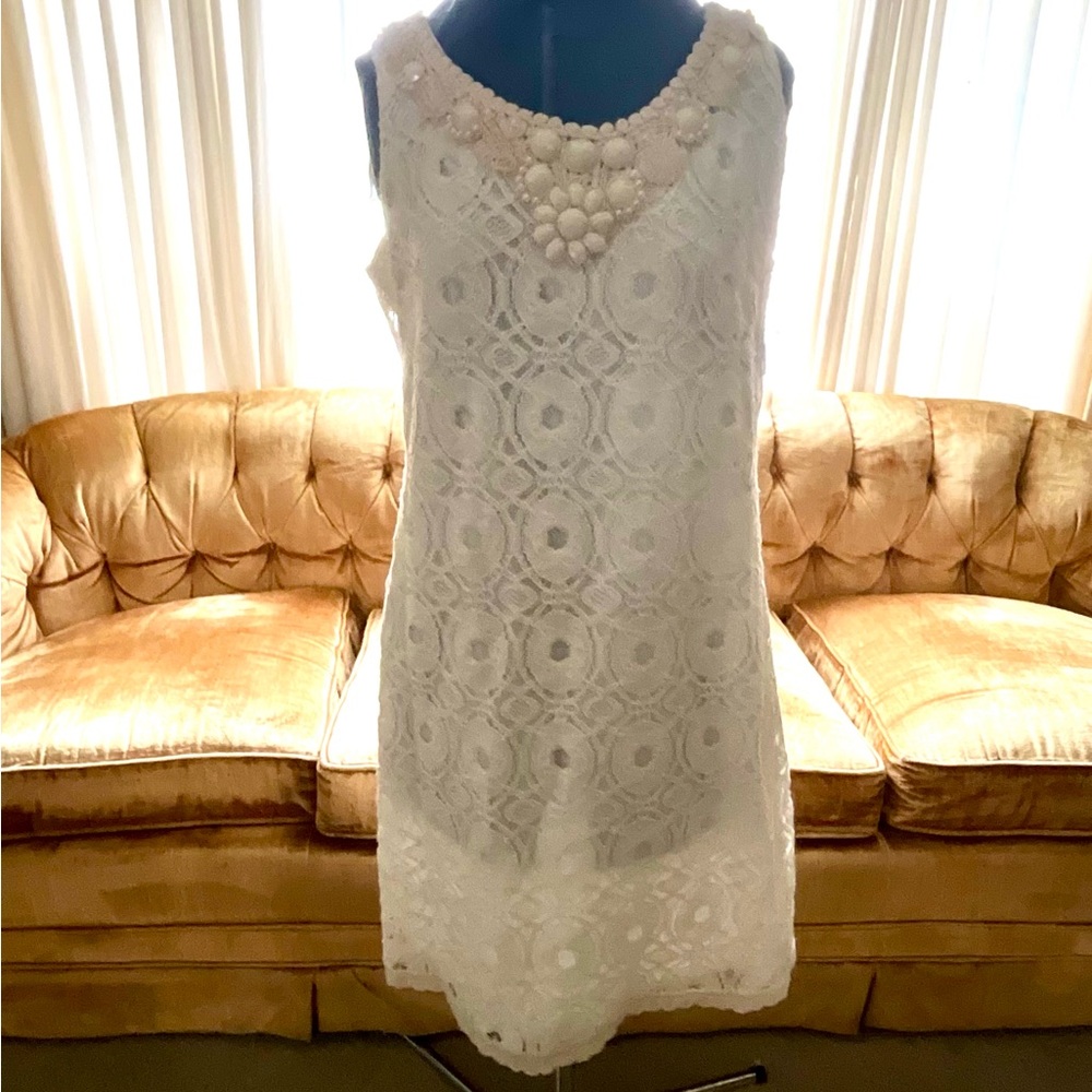 Elegant White Lace Dress